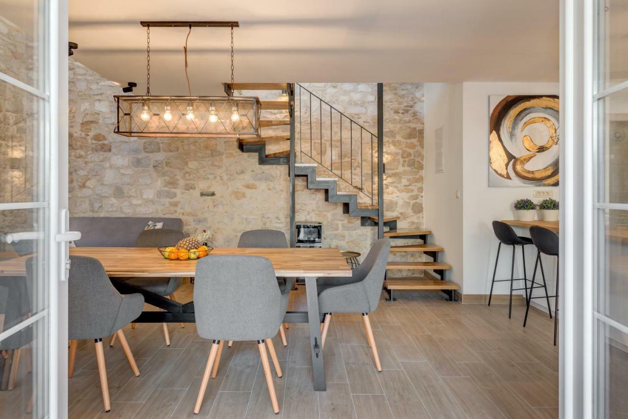 Holiday Home Rocca Supetar Buitenkant foto
