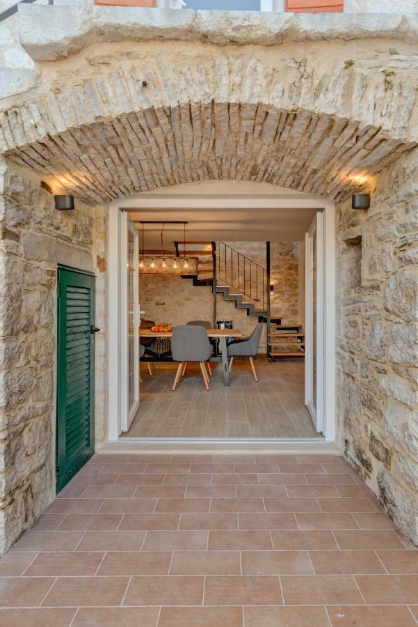Holiday Home Rocca Supetar Buitenkant foto