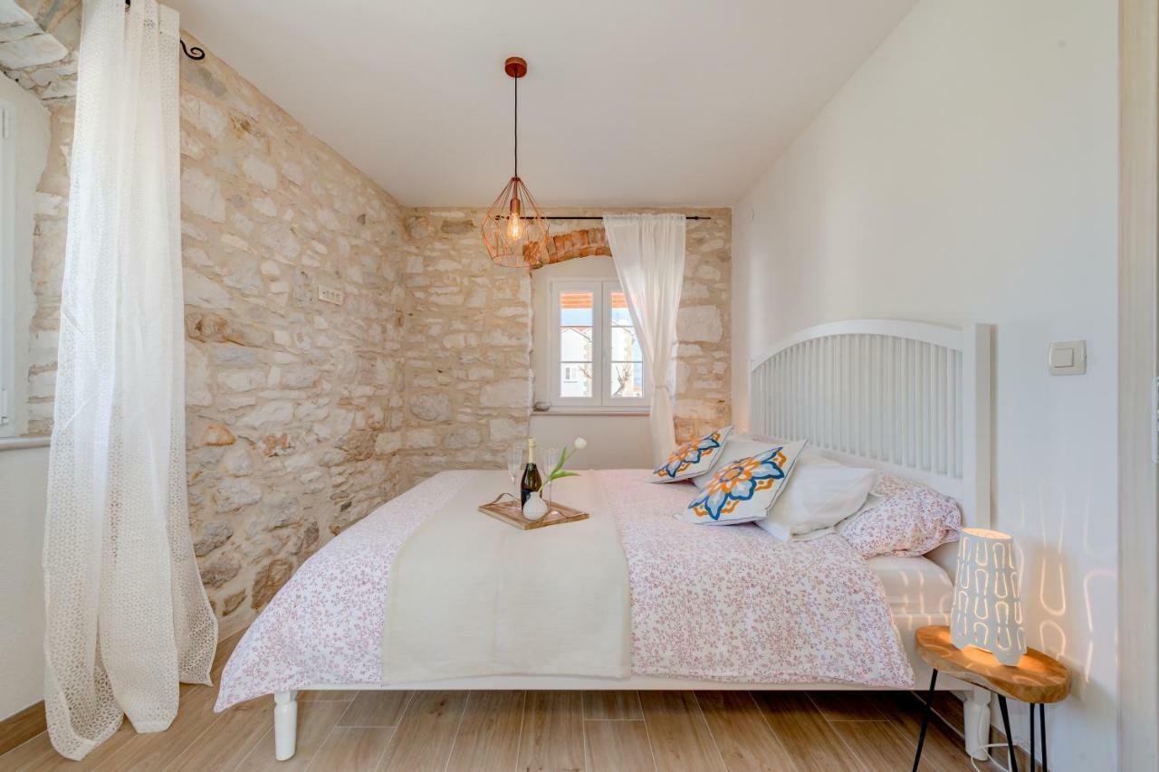 Holiday Home Rocca Supetar Buitenkant foto